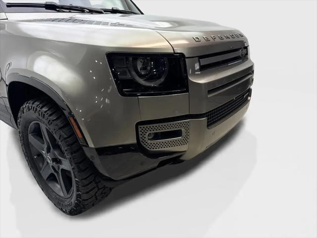2023 Land Rover Defender 110 X-Dynamic SE