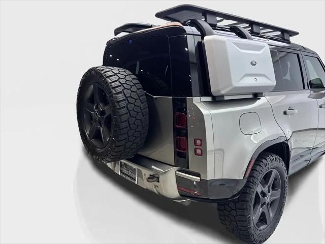 2023 Land Rover Defender 110 X-Dynamic SE