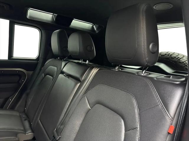 2023 Land Rover Defender 110 X-Dynamic SE