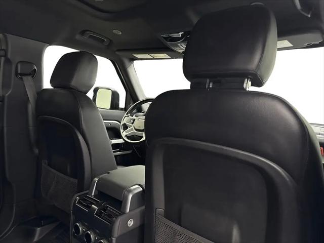 2023 Land Rover Defender 110 X-Dynamic SE