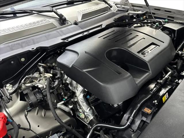 2023 Land Rover Defender 110 X-Dynamic SE