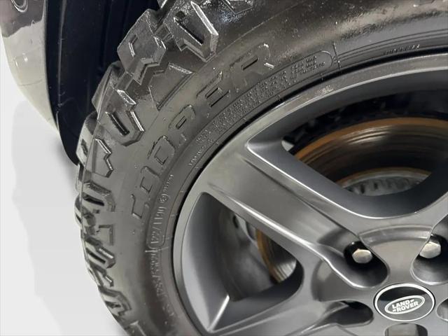 2023 Land Rover Defender 110 X-Dynamic SE