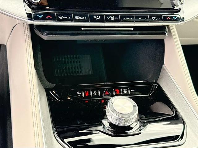 2026 Jeep Grand Wagoneer 4x2