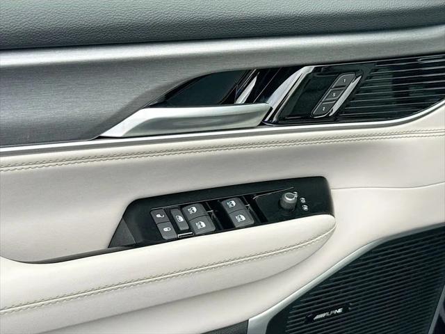 2026 Jeep Grand Wagoneer 4x2