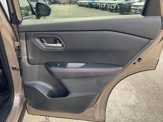 2025 Nissan Rogue Rock Creek
