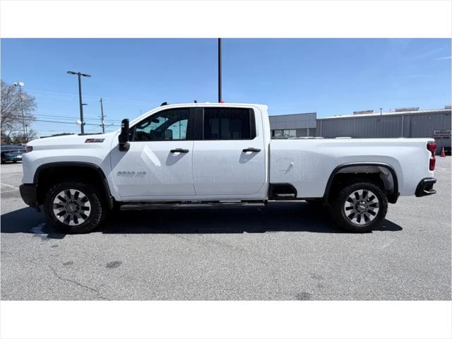 2025 Chevrolet Silverado 2500HD Custom