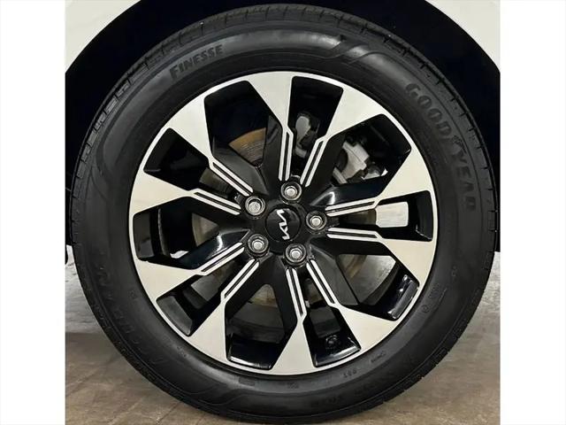 2023 Kia Carnival MPV EX