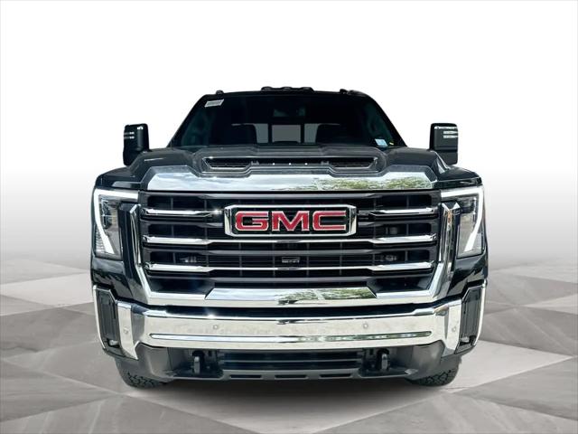 2026 GMC Sierra 2500HD Crew Cab, Standard Bed, SLT, 4WD