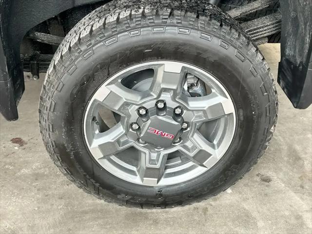 2026 GMC Sierra 2500HD Crew Cab, Standard Bed, SLT, 4WD