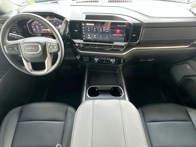 2026 GMC Sierra 2500HD Crew Cab, Standard Bed, SLT, 4WD