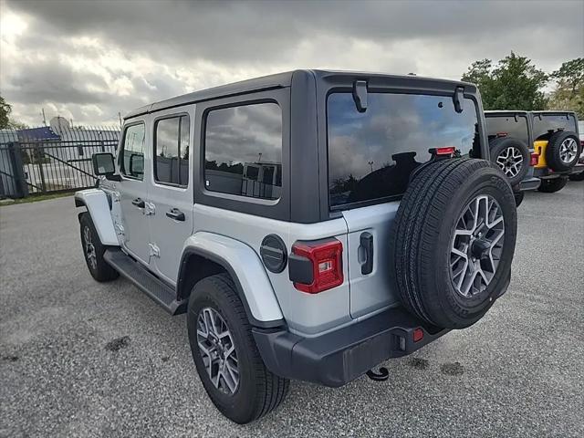 2024 Jeep Wrangler 4-Door Sahara