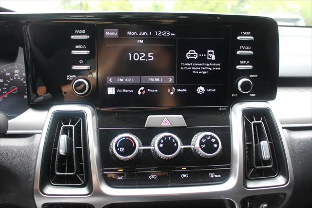 2023 Kia Sorento LX