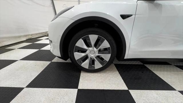 2021 Tesla Model Y Standard Range Rear-Wheel Drive