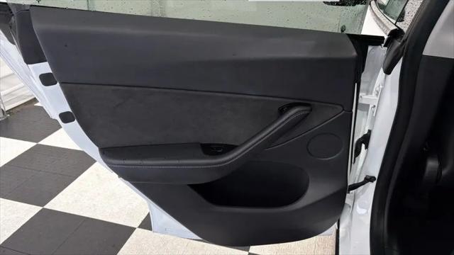 2021 Tesla Model Y Standard Range Rear-Wheel Drive