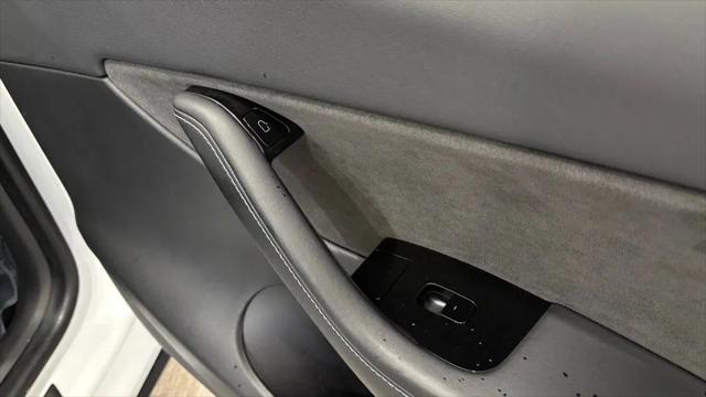 2021 Tesla Model Y Standard Range Rear-Wheel Drive