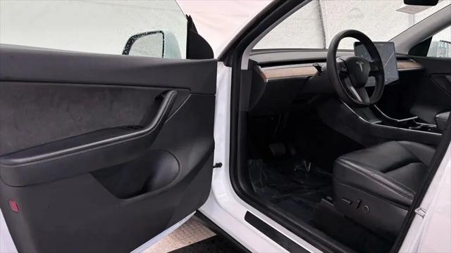 2021 Tesla Model Y Standard Range Rear-Wheel Drive