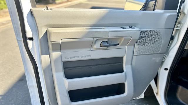 2014 Ford E-150 Commercial