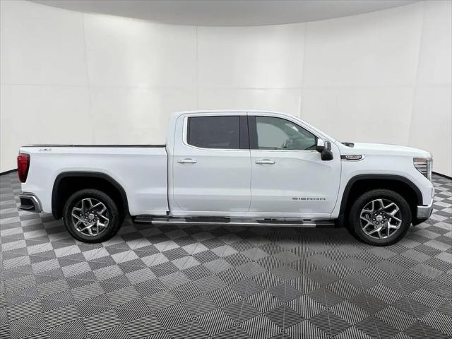 2026 GMC Sierra 1500 Crew Cab, Standard Bed, SLT, 4WD