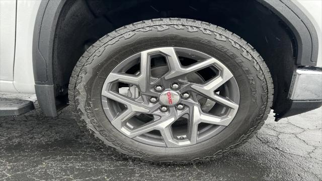 2026 GMC Sierra 1500 Crew Cab, Standard Bed, SLT, 4WD