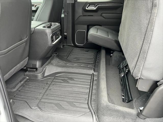 2026 GMC Sierra 1500 Crew Cab, Standard Bed, SLT, 4WD