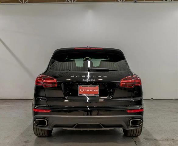 2017 Porsche Cayenne Platinum Edition