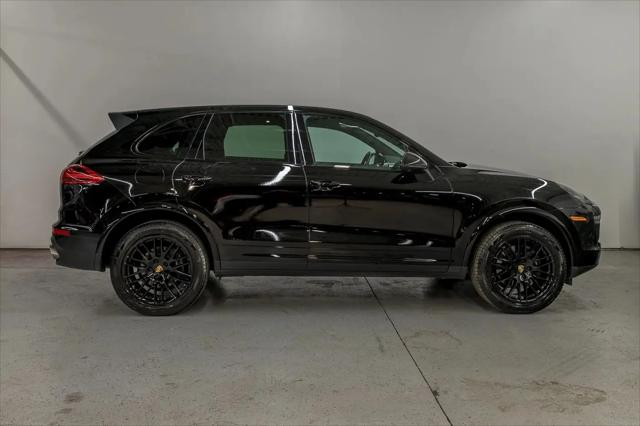 2017 Porsche Cayenne Platinum Edition
