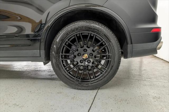 2017 Porsche Cayenne Platinum Edition