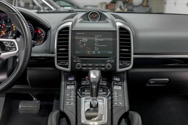 2017 Porsche Cayenne Platinum Edition