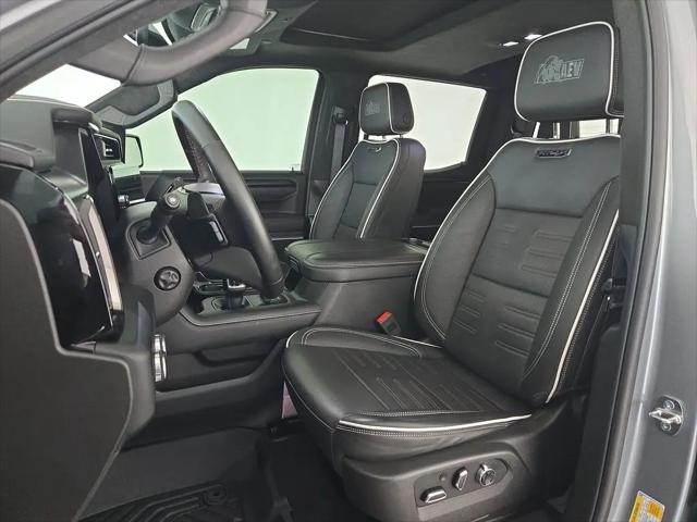 2024 GMC Sierra 1500 4WD Crew Cab Short Box AT4X