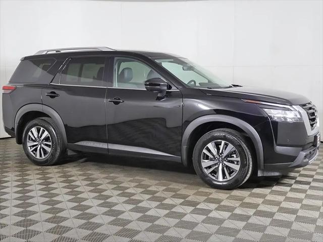2024 Nissan Pathfinder SL 4WD