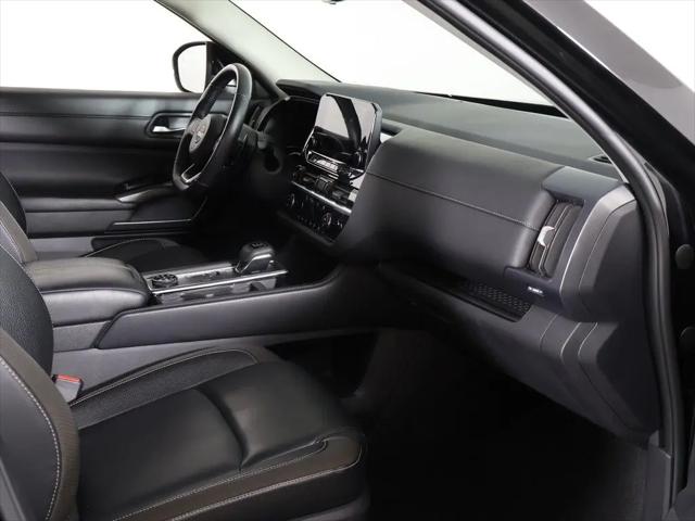 2024 Nissan Pathfinder SL 4WD