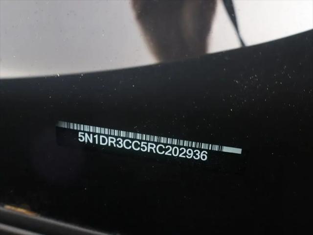 2024 Nissan Pathfinder SL 4WD