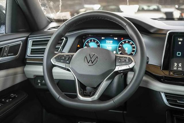 2026 Volkswagen Atlas Cross Sport SEL Premium R-Line