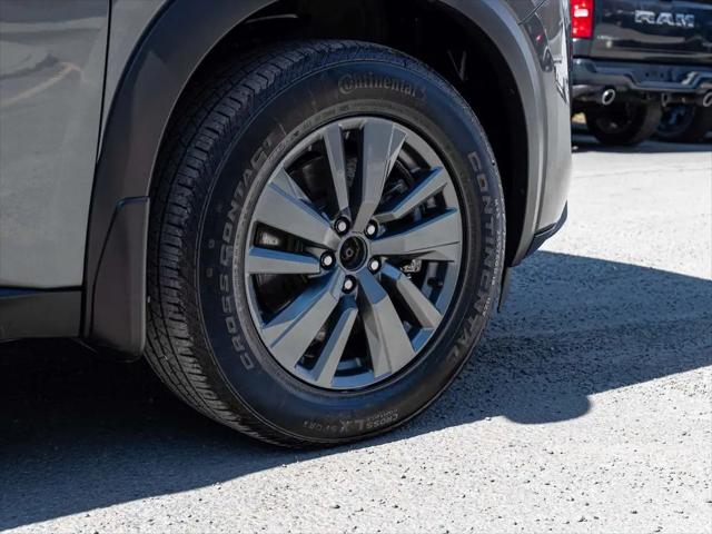 2023 Nissan Pathfinder SV 4WD
