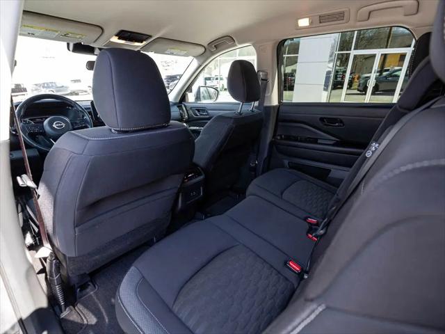 2023 Nissan Pathfinder SV 4WD