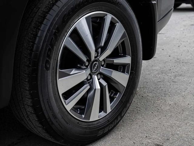 2023 Nissan Pathfinder SL 4WD