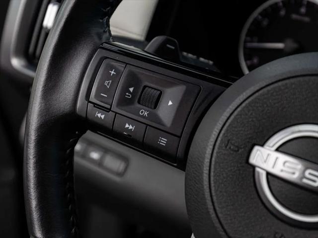 2023 Nissan Pathfinder SL 4WD