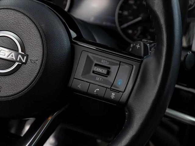 2023 Nissan Pathfinder SL 4WD