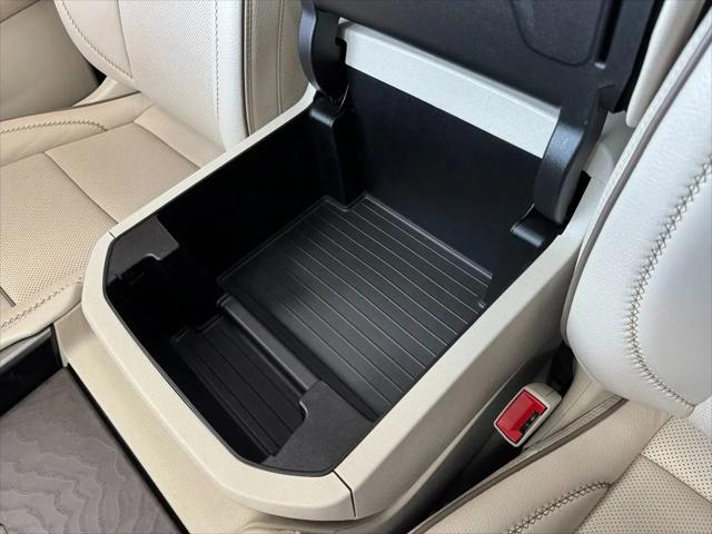 2023 GMC Yukon 4WD Denali