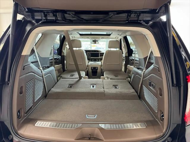 2023 GMC Yukon 4WD Denali