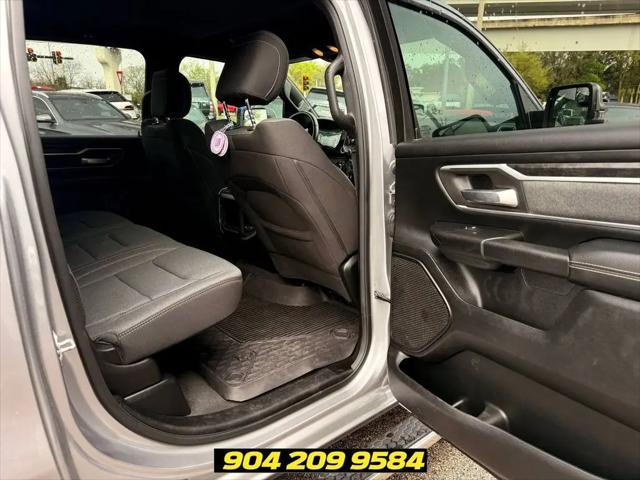 2023 Ram 1500 Big Horn Crew Cab 4x4 5'7" Box