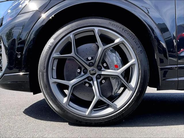2025 Audi RS Q8 quattro Tiptronic