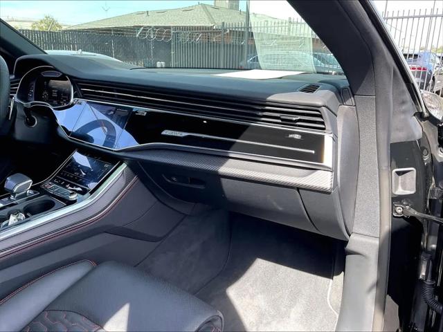 2025 Audi RS Q8 quattro Tiptronic