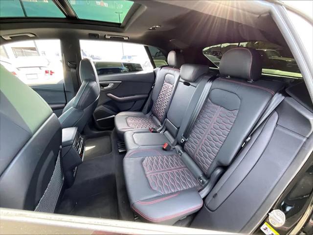 2025 Audi RS Q8 quattro Tiptronic