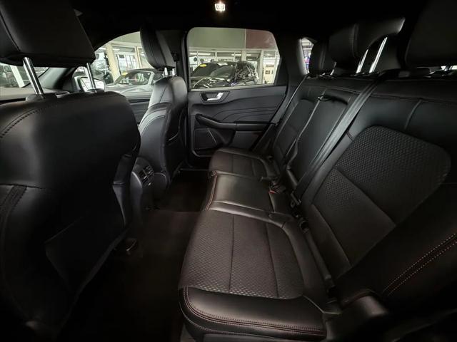 2025 Ford Escape ST-Line Select