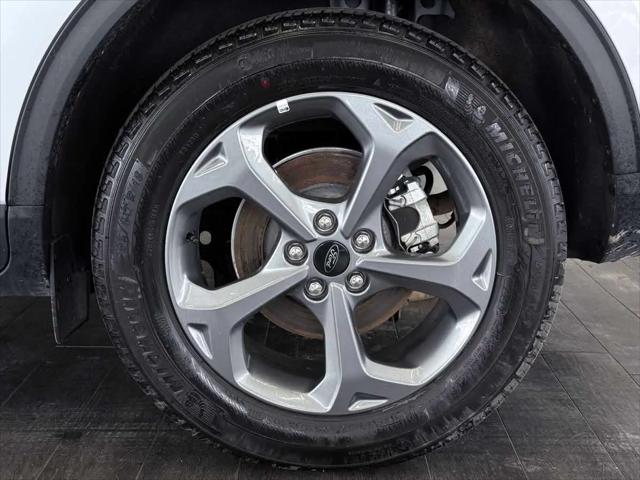 2025 Ford Escape ST-Line Select