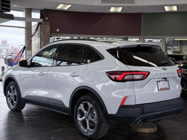 2025 Ford Escape ST-Line Select
