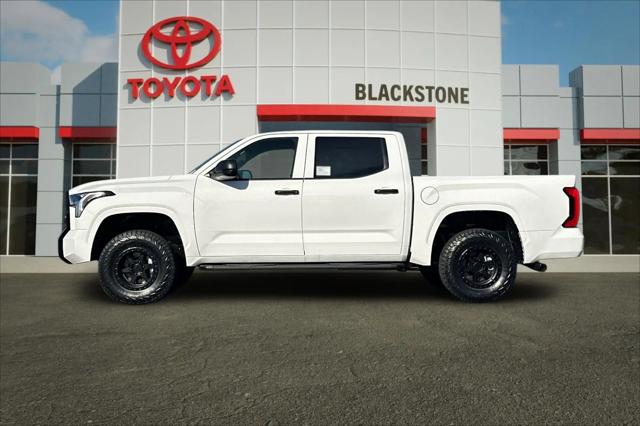 2026 Toyota Tundra SR CrewMax 5.5' Bed