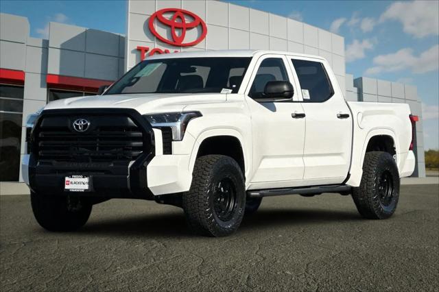 2026 Toyota Tundra SR CrewMax 5.5' Bed