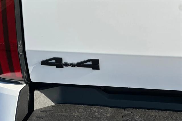 2026 Toyota Tundra SR CrewMax 5.5' Bed